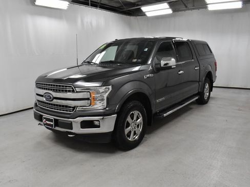 Used 2018 Ford F150 Lariat image 2