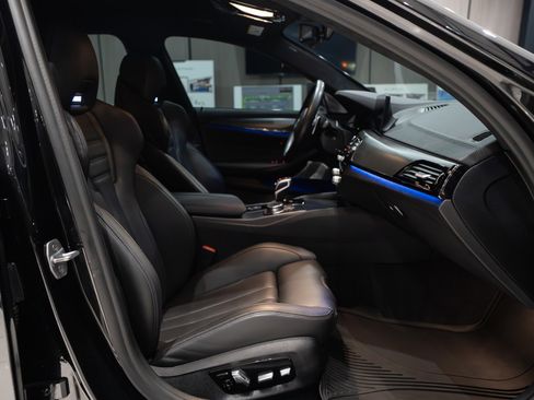 Used 2020 BMW M5 w/ Executive Package image 30