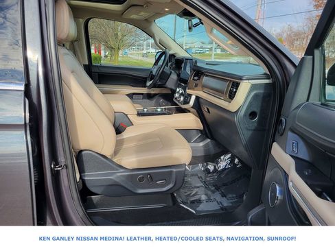 Used 2024 Ford Expedition Limited image 54