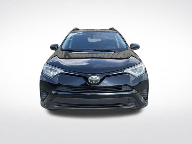 Used 2017 Toyota RAV4 LE FWD image 8