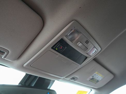 Used 2021 Toyota Tacoma SR5 image 40