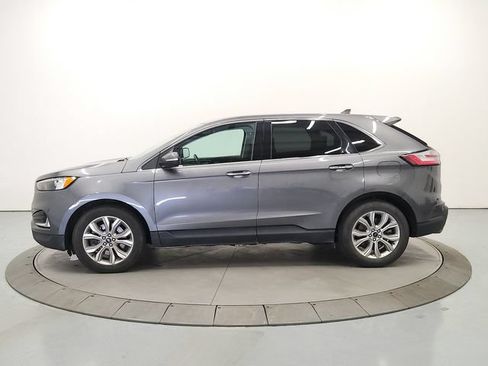 Used 2023 Ford Edge Titanium AWD/4WD image 4