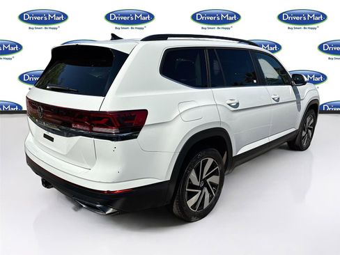 Used 2025 Volkswagen Atlas SE FWD image 7