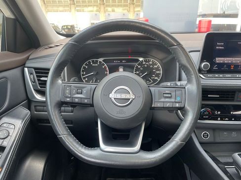 Certified 2023 Nissan Rogue SV w/ SV Premium B Package FWD image 13