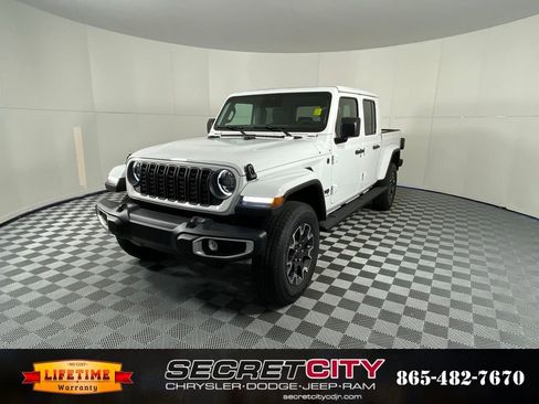 New 2026 Jeep Gladiator Sport image 3