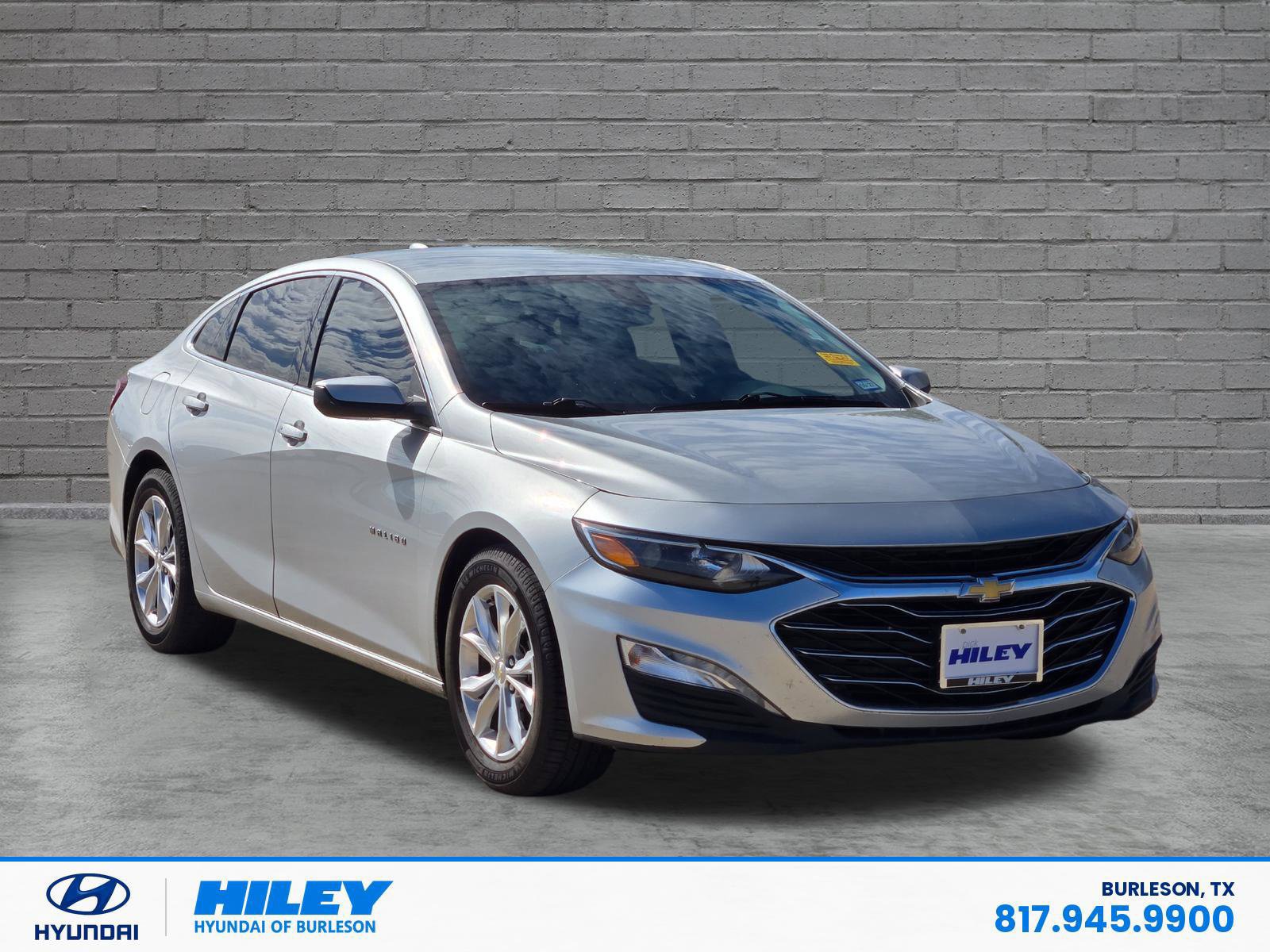 Used 2020 Chevrolet Malibu LT FWD image 1