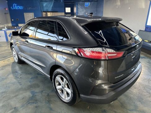 Used 2019 Ford Edge SE FWD image 12