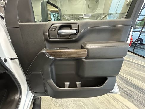Used 2022 Chevrolet Silverado 2500 LT w/ Convenience Package AWD/4WD image 33
