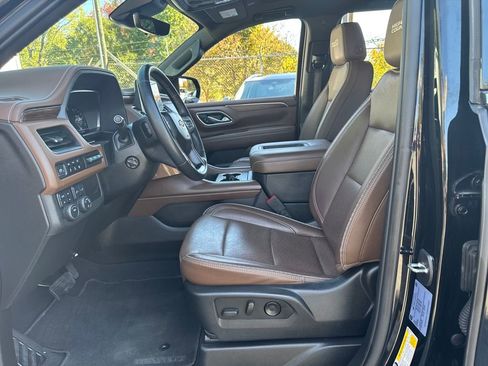 Used 2023 Chevrolet Tahoe High Country image 9