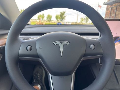Used 2022 Tesla Model 3 Long Range image 14