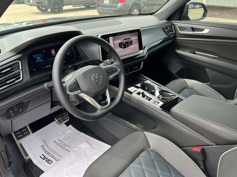 Used 2026 Volkswagen Atlas Cross Sport SEL Premium R-Line AWD/4WD image 21
