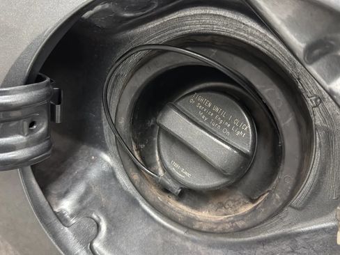 Used 2019 Nissan Maxima 3.5 SV w/ Floor Mat Group FWD image 28