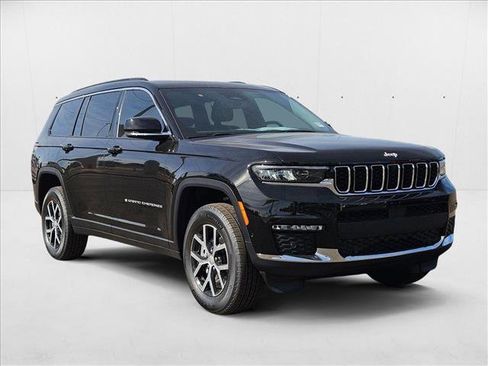 New 2025 Jeep Grand Cherokee L Limited w/ Luxury Tech Group II image 7
