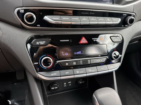 Used 2019 Hyundai Ioniq Limited FWD image 50