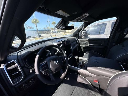 New 2026 RAM 2500 Laramie w/ Sport Appearance Package AWD/4WD image 28