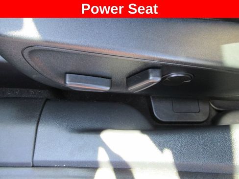 Used 2020 Ford Escape Titanium AWD/4WD image 25