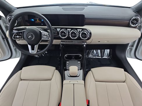 Certified 2023 Mercedes-Benz CLA 250 4MATIC image 9