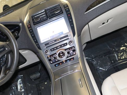 Used 2020 Lincoln MKZ Reserve w/ Elements Package FWD image 23