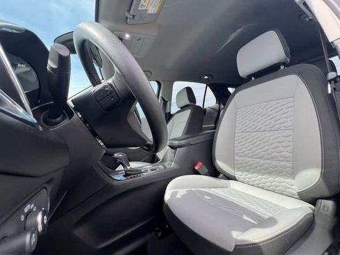 Used 2021 Chevrolet Equinox LT image 18