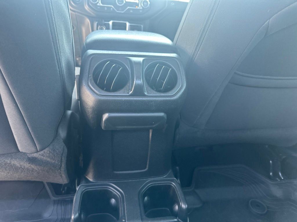 Used 2023 Jeep Gladiator Sport AWD/4WD image 24