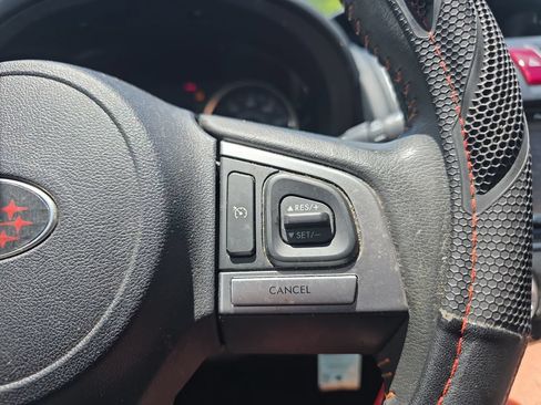 Used 2017 Subaru Crosstrek 2.0i Premium AWD/4WD image 23