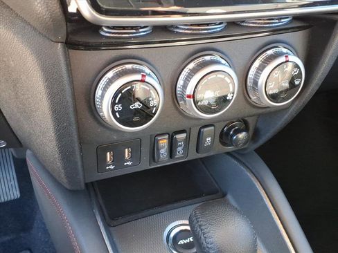 Used 2024 Mitsubishi Outlander Sport S 2.0 AWC image 19