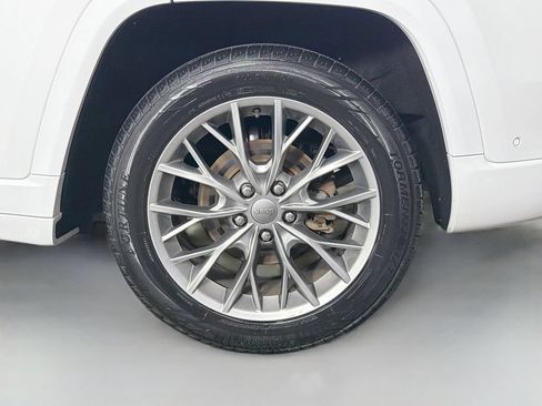 Used 2022 Jeep Grand Cherokee Summit w/ Adv Protech Group IV AWD/4WD image 33