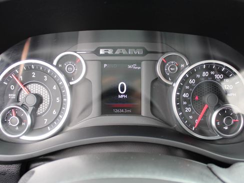 Used 2026 RAM 2500 Big Horn AWD/4WD image 22
