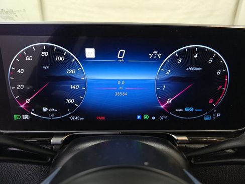 Used 2022 Mercedes-Benz S 500 4MATIC w/ AMG Line Package image 7