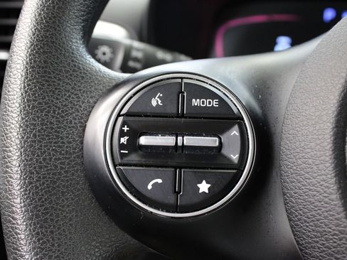 Used 2024 Kia Soul LX w/ Option Group 015 FWD image 23