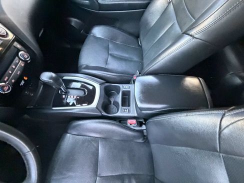 Used 2016 Nissan Rogue SL w/ SL Premium Package FWD image 17