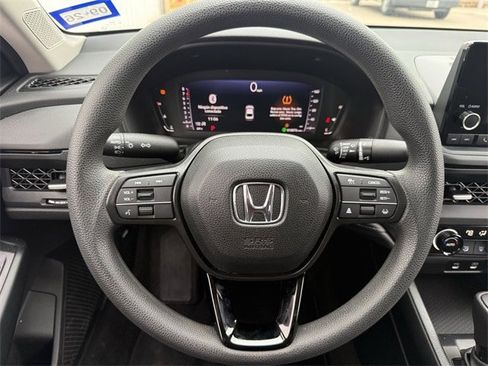 Used 2023 Honda Accord EX image 12