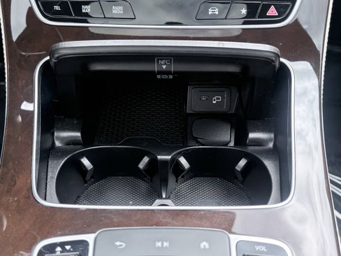 Used 2023 Mercedes-Benz E 350 Sedan image 56