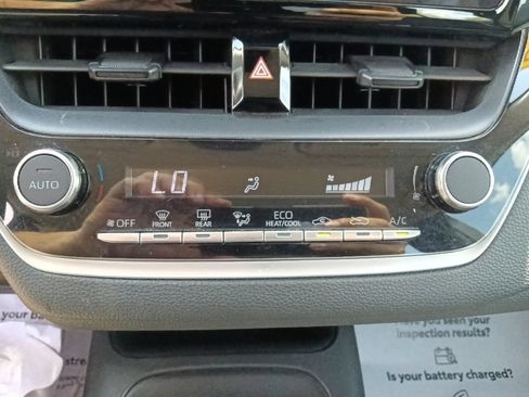 Used 2024 Toyota Corolla LE FWD image 23