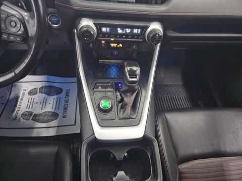 Used 2021 Toyota RAV4 XSE w/ Weather Package image 28