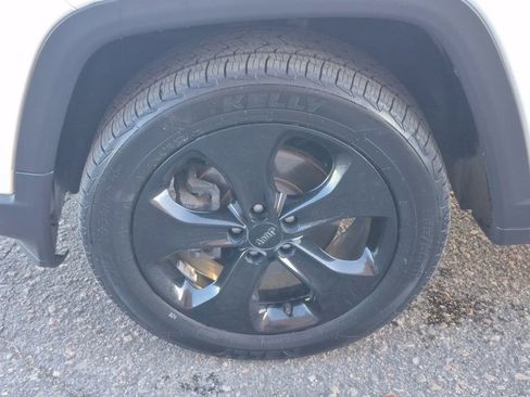 Used 2019 Jeep Compass Altitude image 18