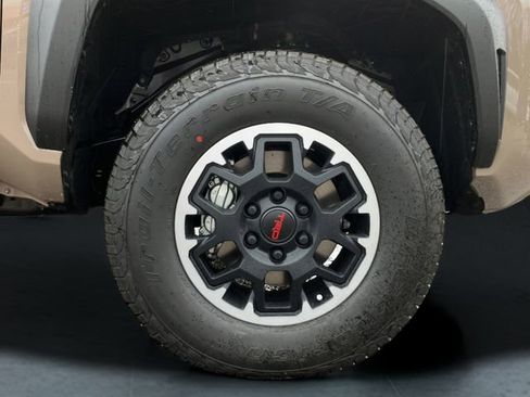 New 2026 Toyota Tacoma TRD Off-Road image 9