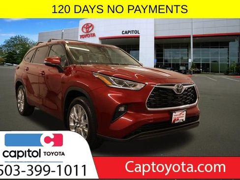 Used 2022 Toyota Highlander Limited FWD image 1