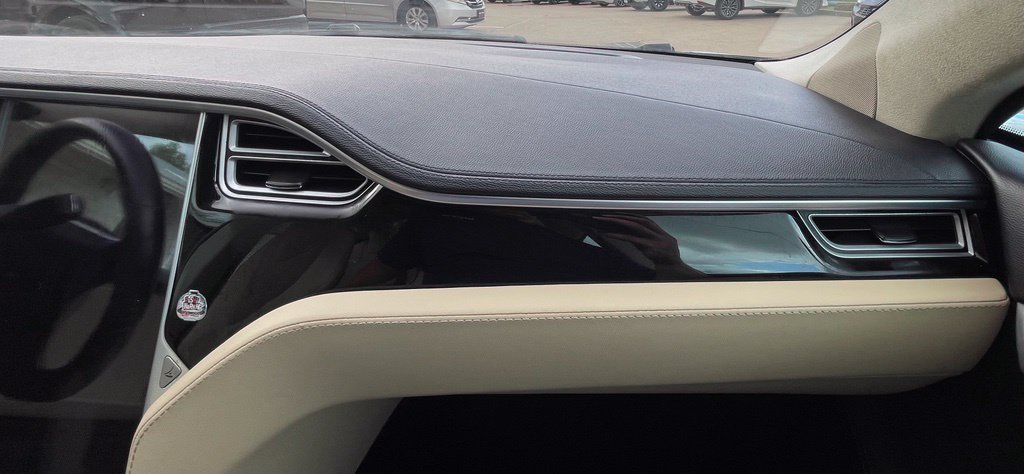 Used 2014 Tesla Model S 85 RWD image 29