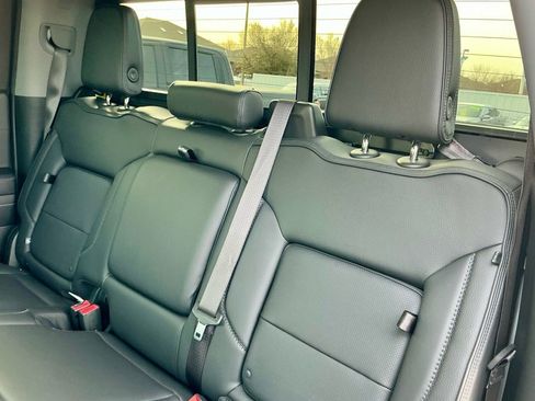 Used 2022 GMC Sierra 1500 Denali image 32