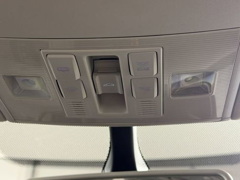 Used 2015 Volkswagen Golf SE w/ Lighting Package image 33