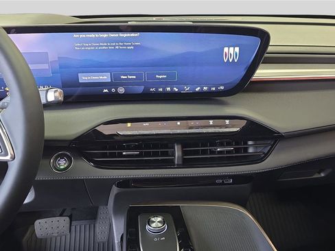 New 2026 Buick Enclave Avenir w/ Super Cruise Package image 19