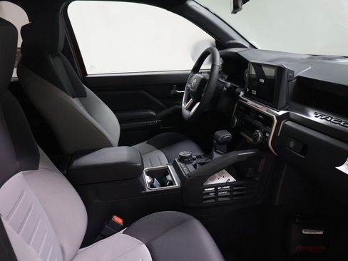 New 2026 Toyota Tacoma TRD Off-Road AWD/4WD image 15