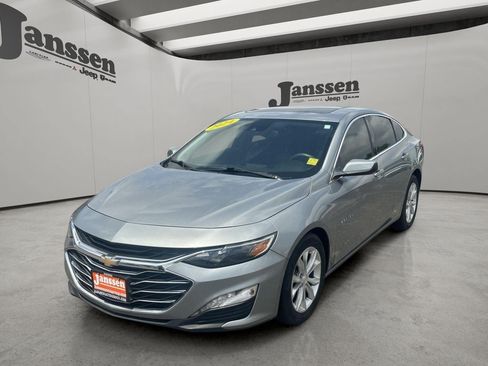 Used 2024 Chevrolet Malibu LT FWD image 8