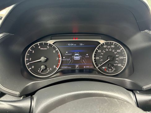 Used 2025 Nissan Altima 2.5 SV FWD image 40