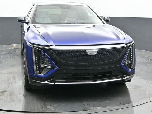 New 2025 Cadillac Lyriq Sport image 3