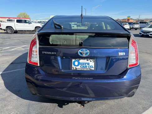 Used 2014 Toyota Prius Two image 4