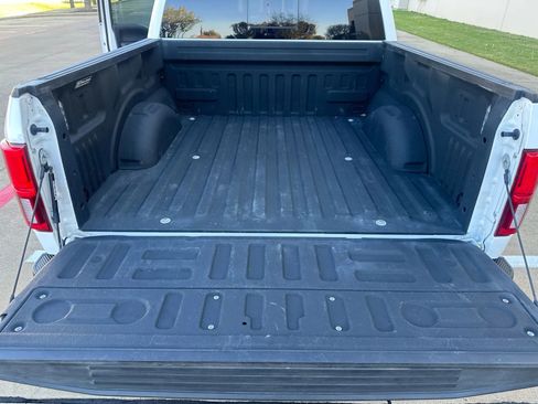 Used 2019 Ford F150 XLT w/ Equipment Group 302A Luxury AWD/4WD image 21