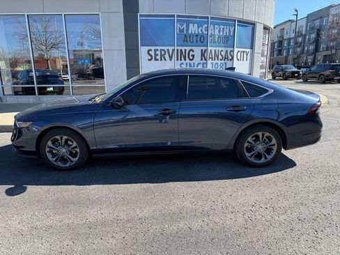 Used 2023 Honda Accord EX image 3