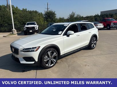 Certified 2025 Volvo V60 B5 Cross Country Plus